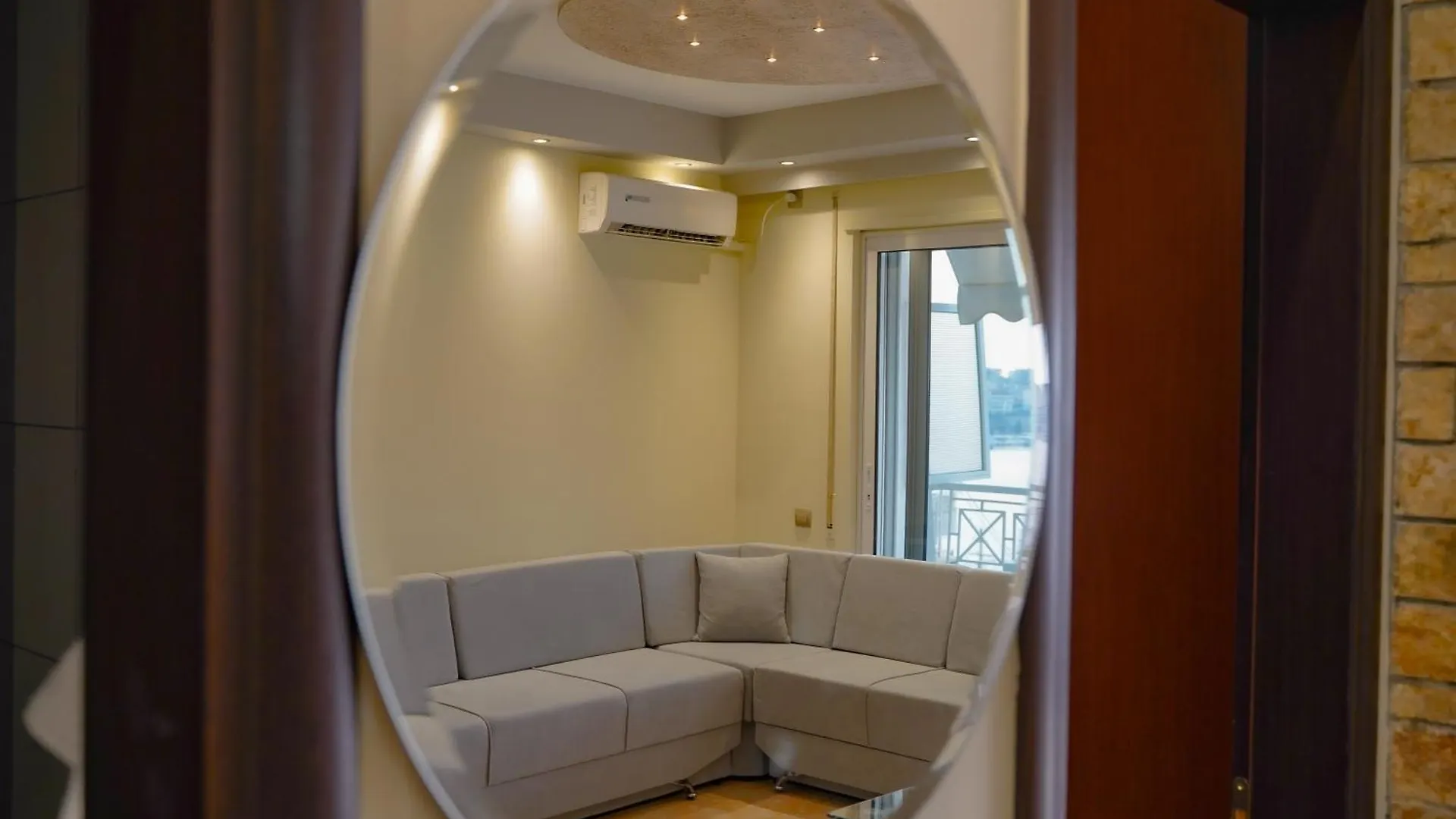 Anja'S Apartament Sarandë